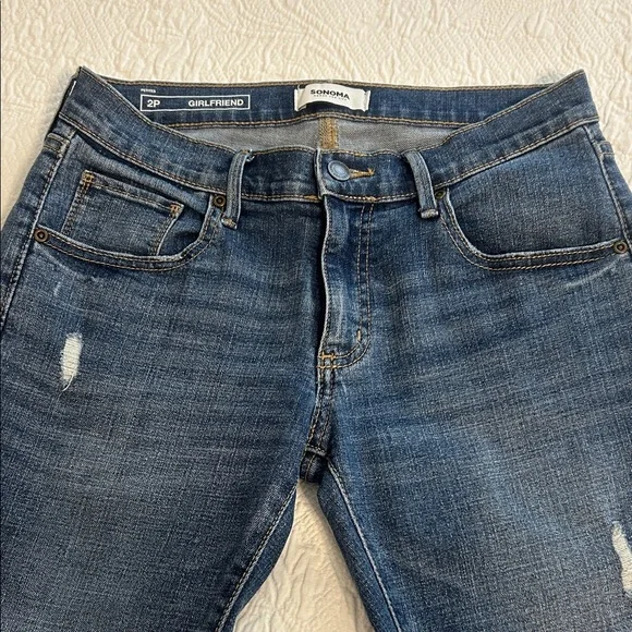 Sonoma Girlfriend Straight Cropped Jeans with Distressed Details - Picture 2 of 6